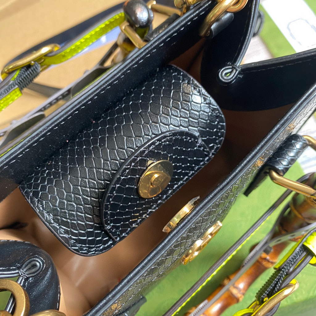 Gucci Diana Mini Tote Bag Snake Top Handle Bag Gucci a€?55661 Black