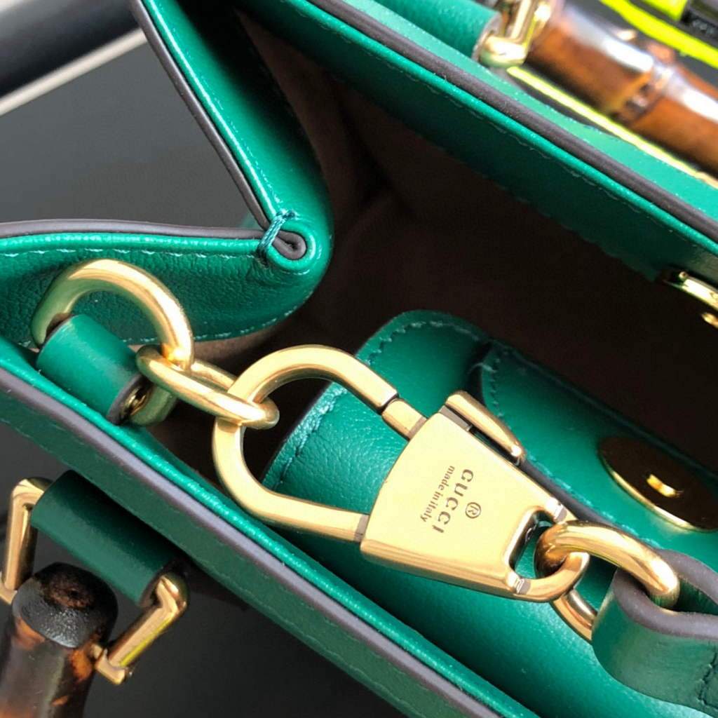 Gucci Diana Mini tote bag top handle bag Gucci 655661 Green