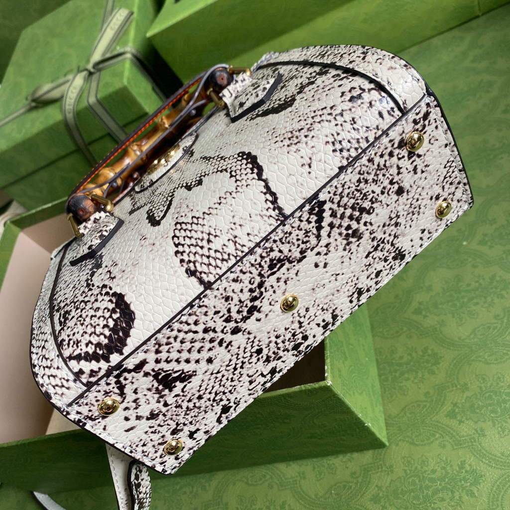 Gucci Diana Mini tote bag top handle bag Gucci a€?55661 Grey