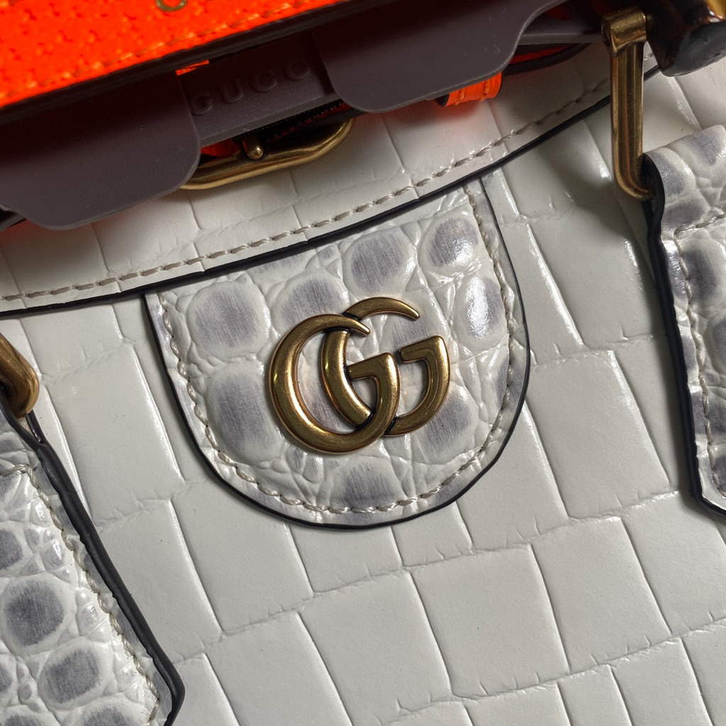 Gucci Diana Small Tote Bag Crocodile Top Handle Bag 660195 White