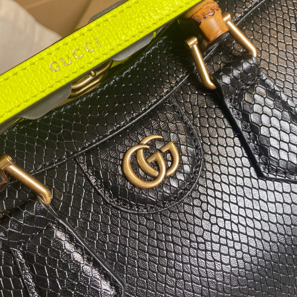 Gucci Diana Small Tote Bag Snake Top Handle Bag 660195 Black