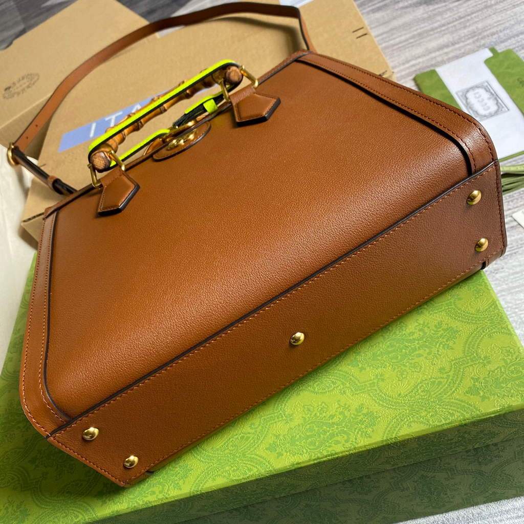 Gucci Diana small tote bag top handle bag 660195 Brown
