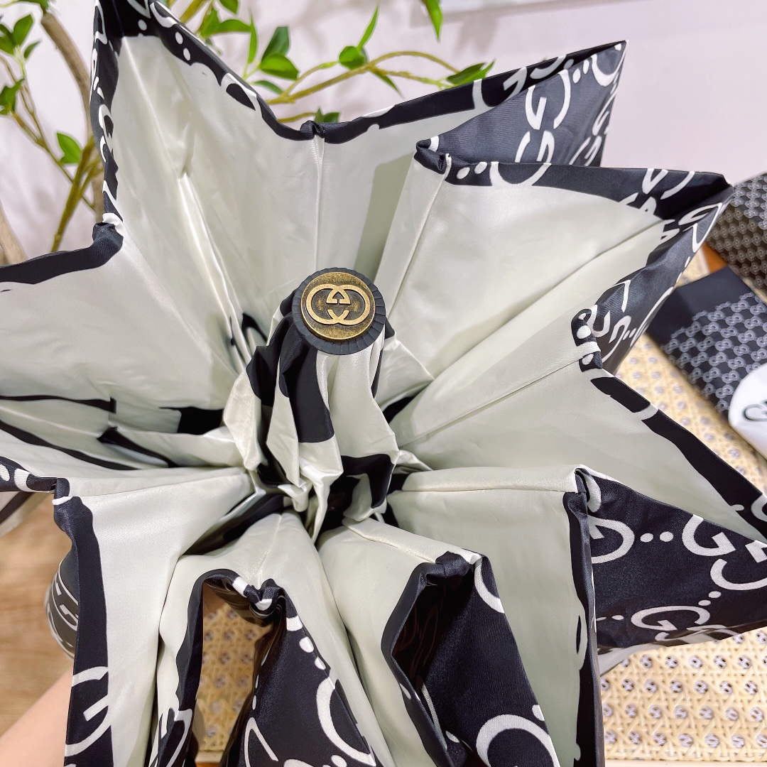 Gucci Fashion Folding Sun Umbrella C854311