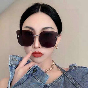 Gucci G1506 Sunglasses Luxury Fashion Show Sunglasses G991464 - Color 1 - View 2