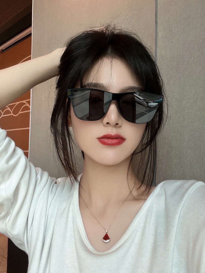 Gucci G3000 Sunglasses Luxury Fashion Show Sunglasses G991452