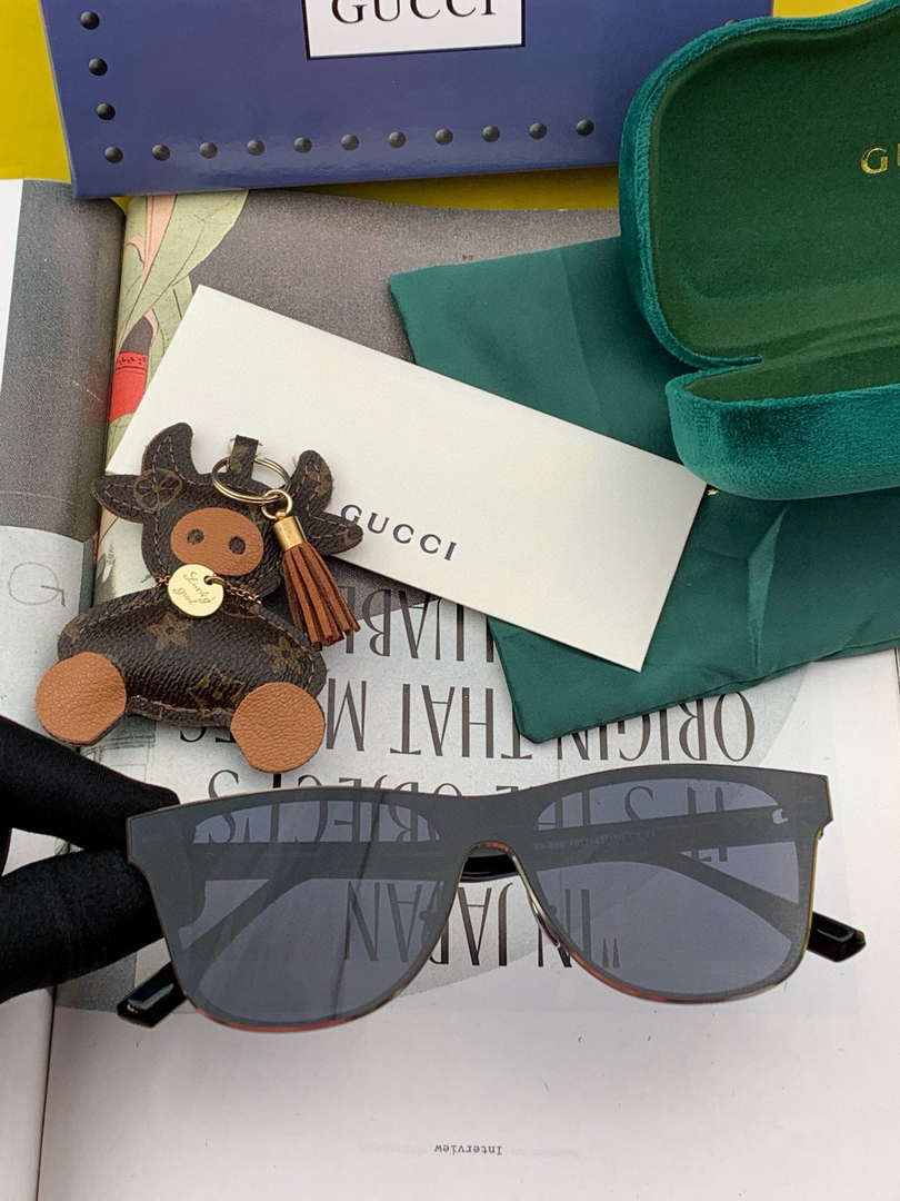 Gucci G3000 Sunglasses Luxury Fashion Show Sunglasses G991452