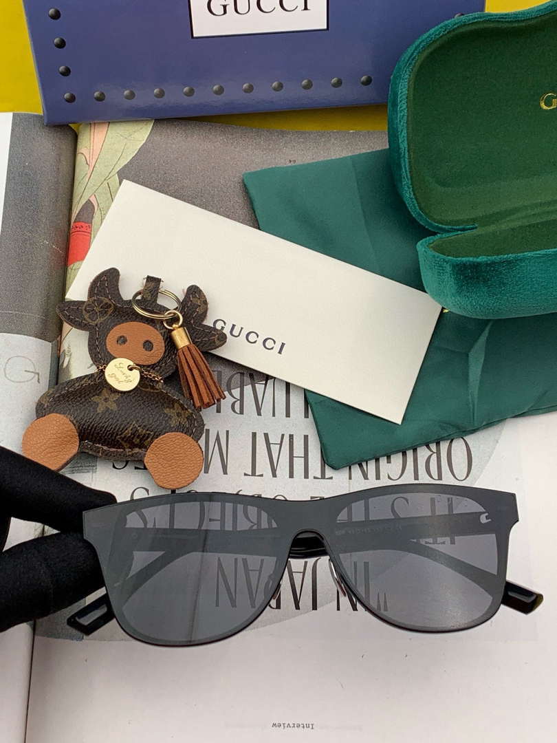 Gucci G3000 Sunglasses Luxury Fashion Show Sunglasses G991452
