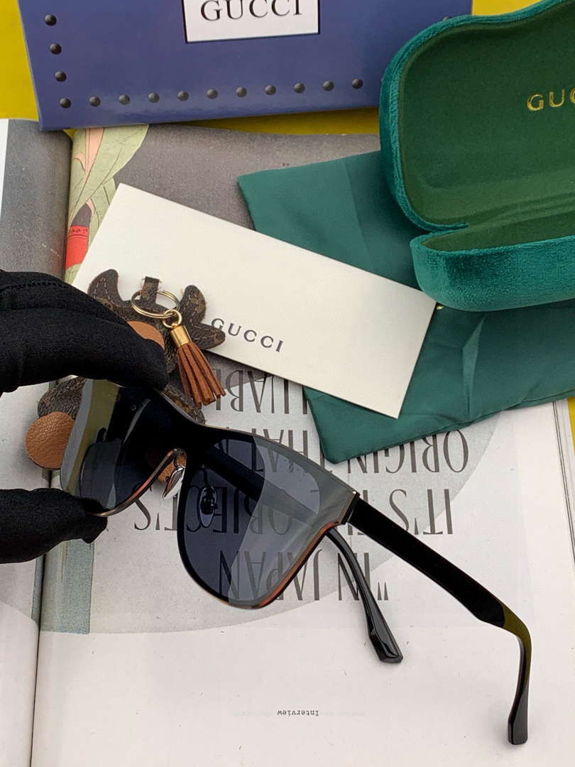 Gucci G3000 Sunglasses Luxury Fashion Show Sunglasses G991452