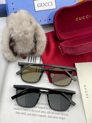 Gucci G67704 Sunglasses Luxury Fashion Show Sunglasses G991467 - Color 1 - View 8