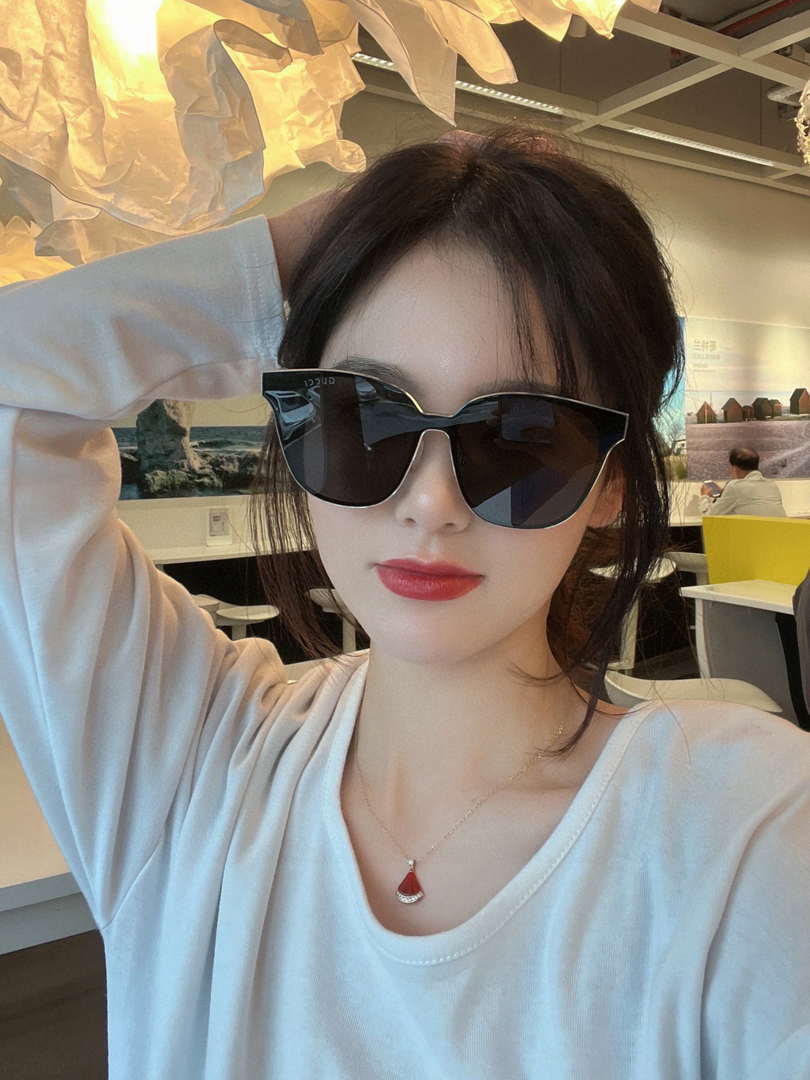 Gucci G580 Sunglasses Luxury Fashion Show Sunglasses G991451