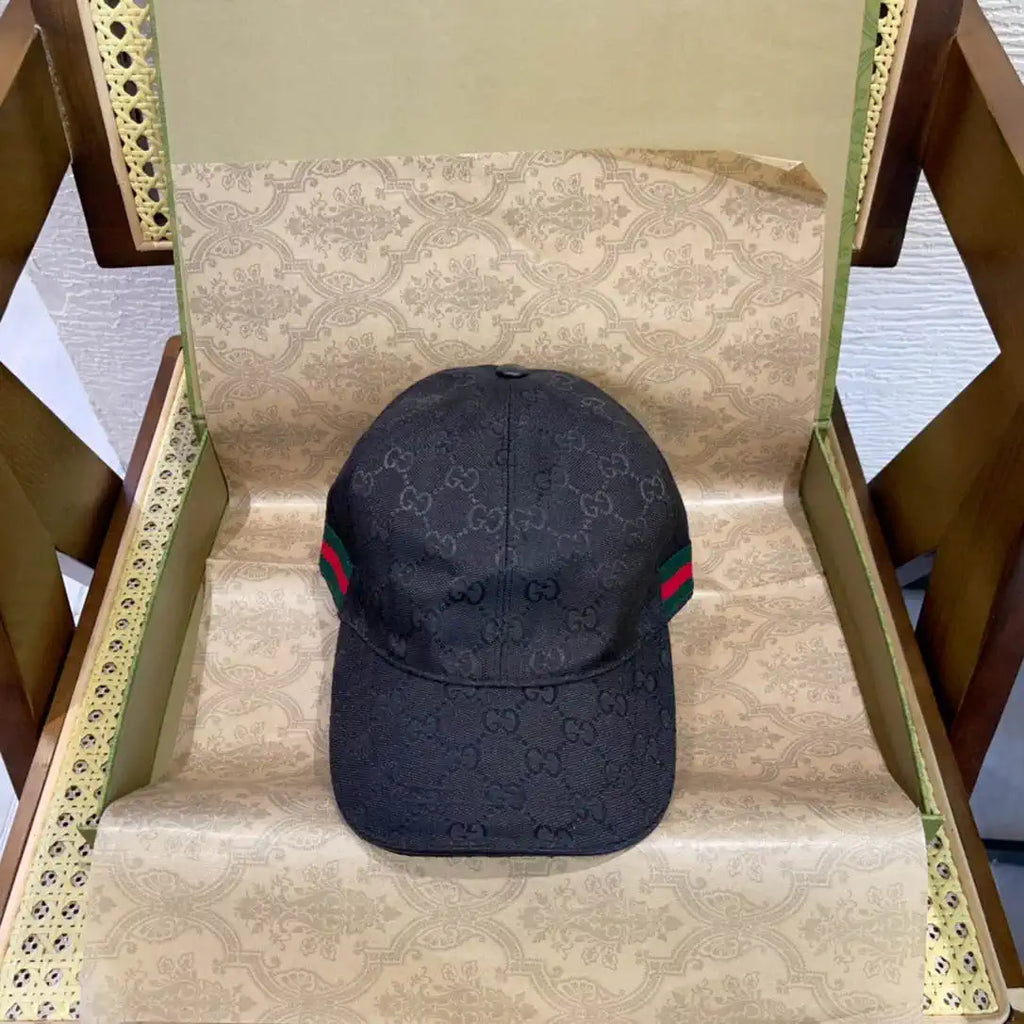 Gucci GG canvas baseball hat with Web 200035