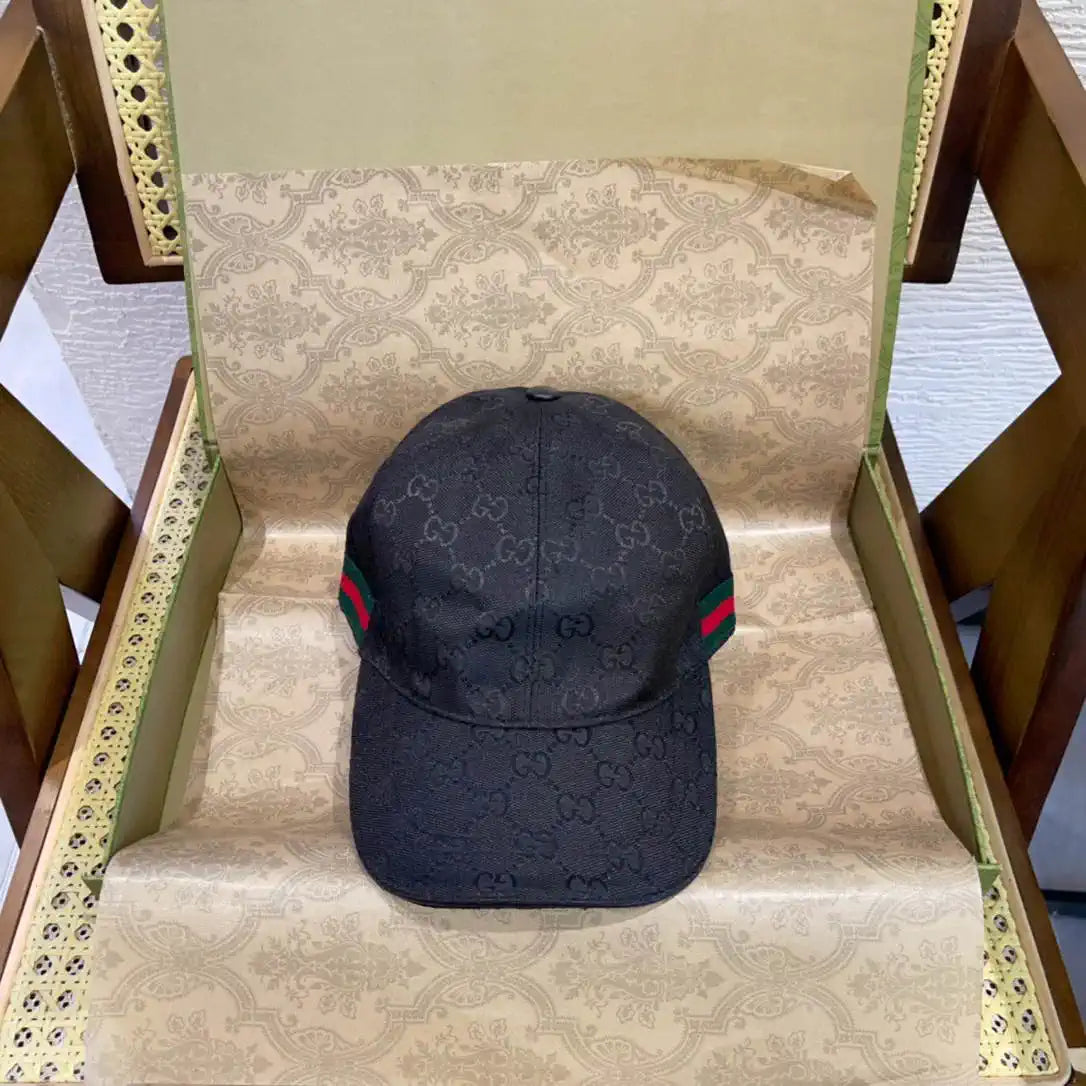 Gucci GG canvas baseball hat with Web 200035