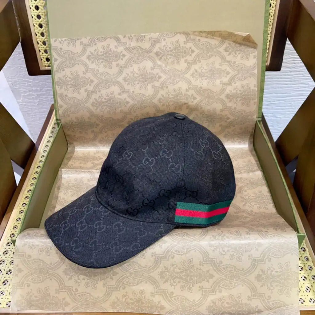 Gucci GG canvas baseball hat with Web 200035