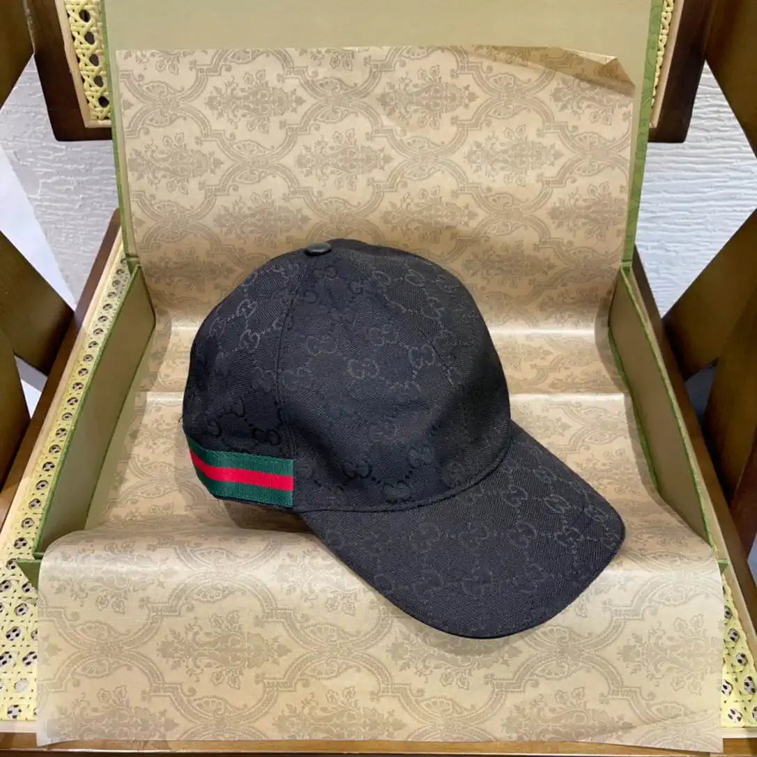 Gucci GG canvas baseball hat with Web 200035