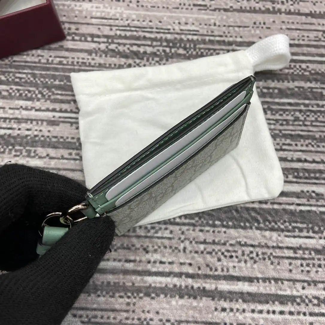 Gucci GG Emblem card case with strap 819121 Green