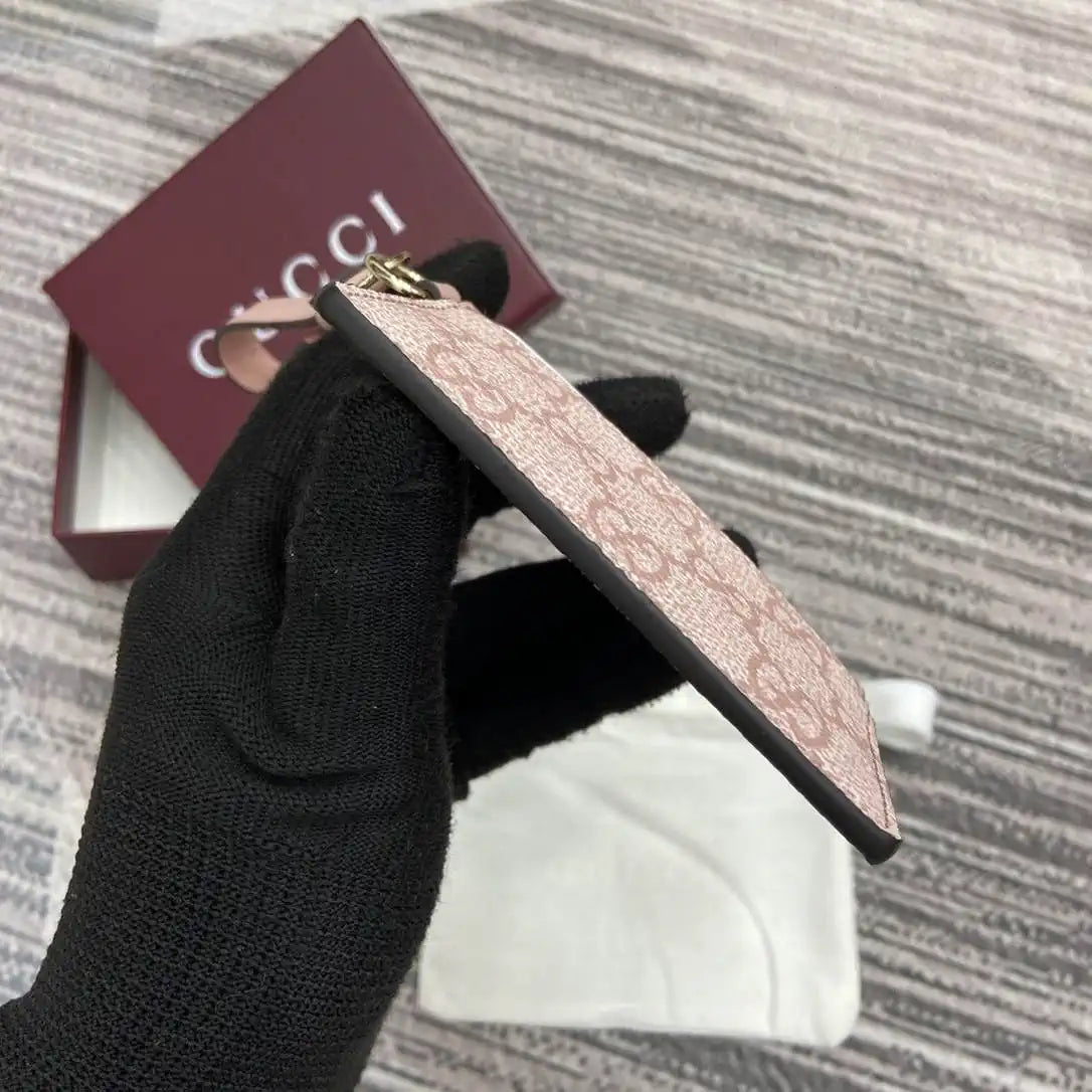 Gucci GG Emblem card case with strap 819121 Pink