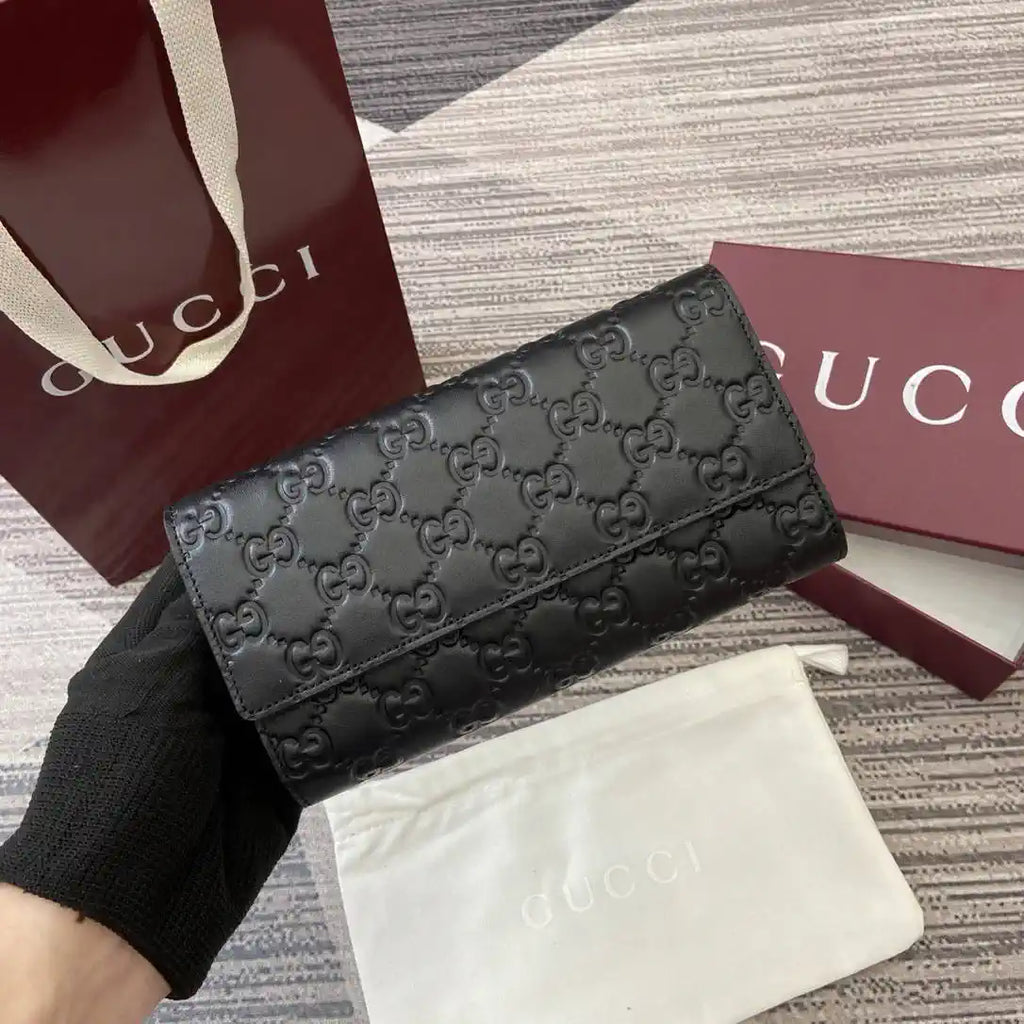 Gucci GG Emblem continental wallet 847210 Black