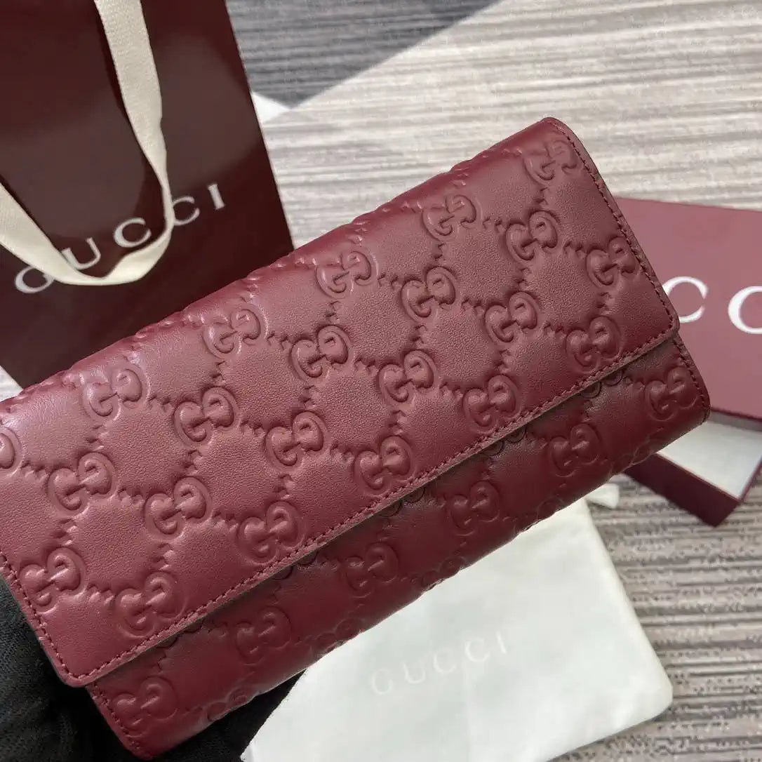 Gucci GG Emblem continental wallet 847210 Wine Red