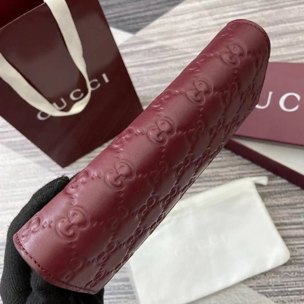 Gucci GG Emblem continental wallet 847210 Wine Red