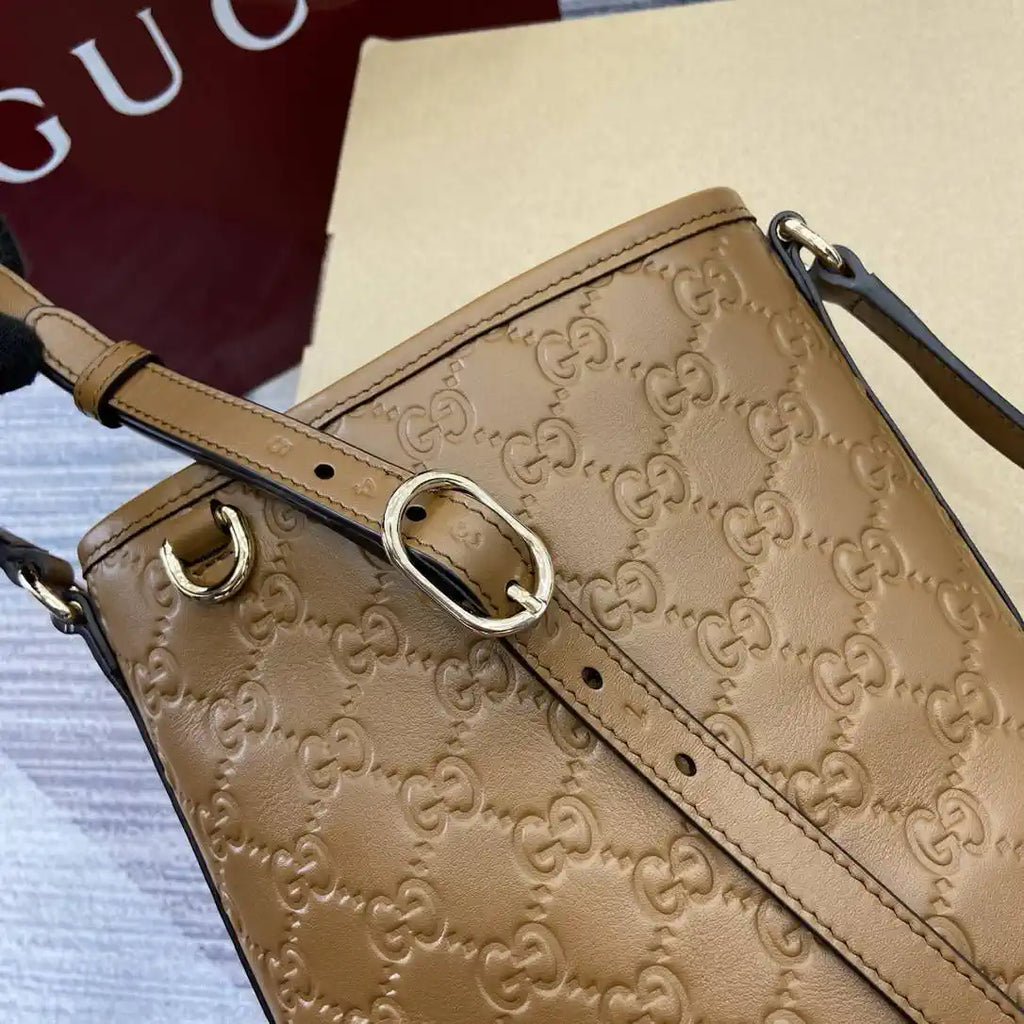 Gucci GG Emblem nano bucket bag 847090 Brown