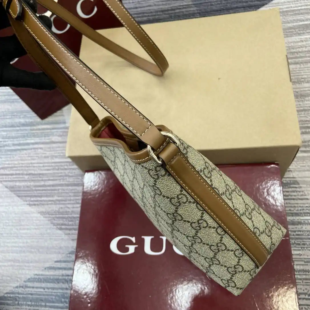 Gucci GG Emblem nano bucket bag 847090 Beige & Brown