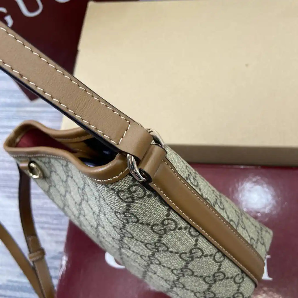 Gucci GG Emblem nano bucket bag 847090 Beige & Brown
