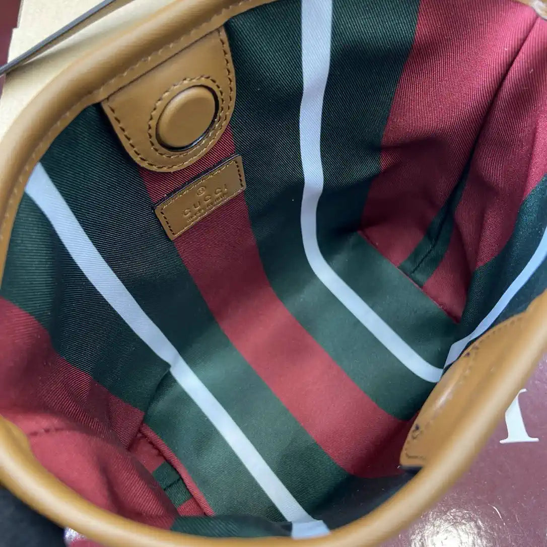 Gucci GG Emblem nano bucket bag 847090 Beige & Brown