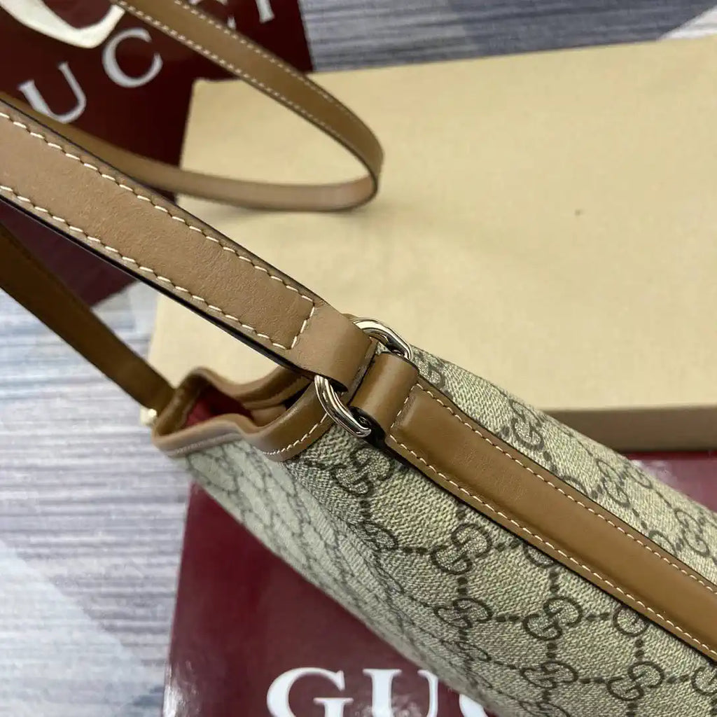 Gucci GG Emblem nano bucket bag 847090 Beige & Brown