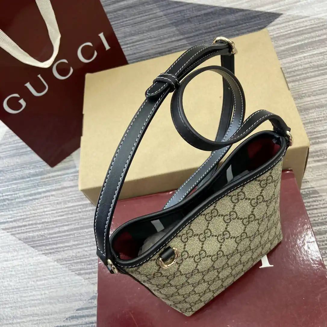 Gucci GG Emblem nano bucket bag 847090 Beige & Black