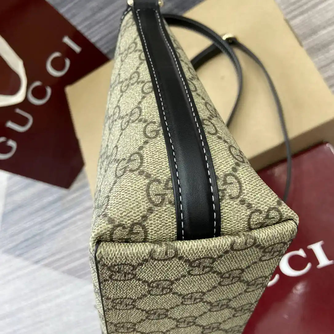 Gucci GG Emblem nano bucket bag 847090 Beige & Black