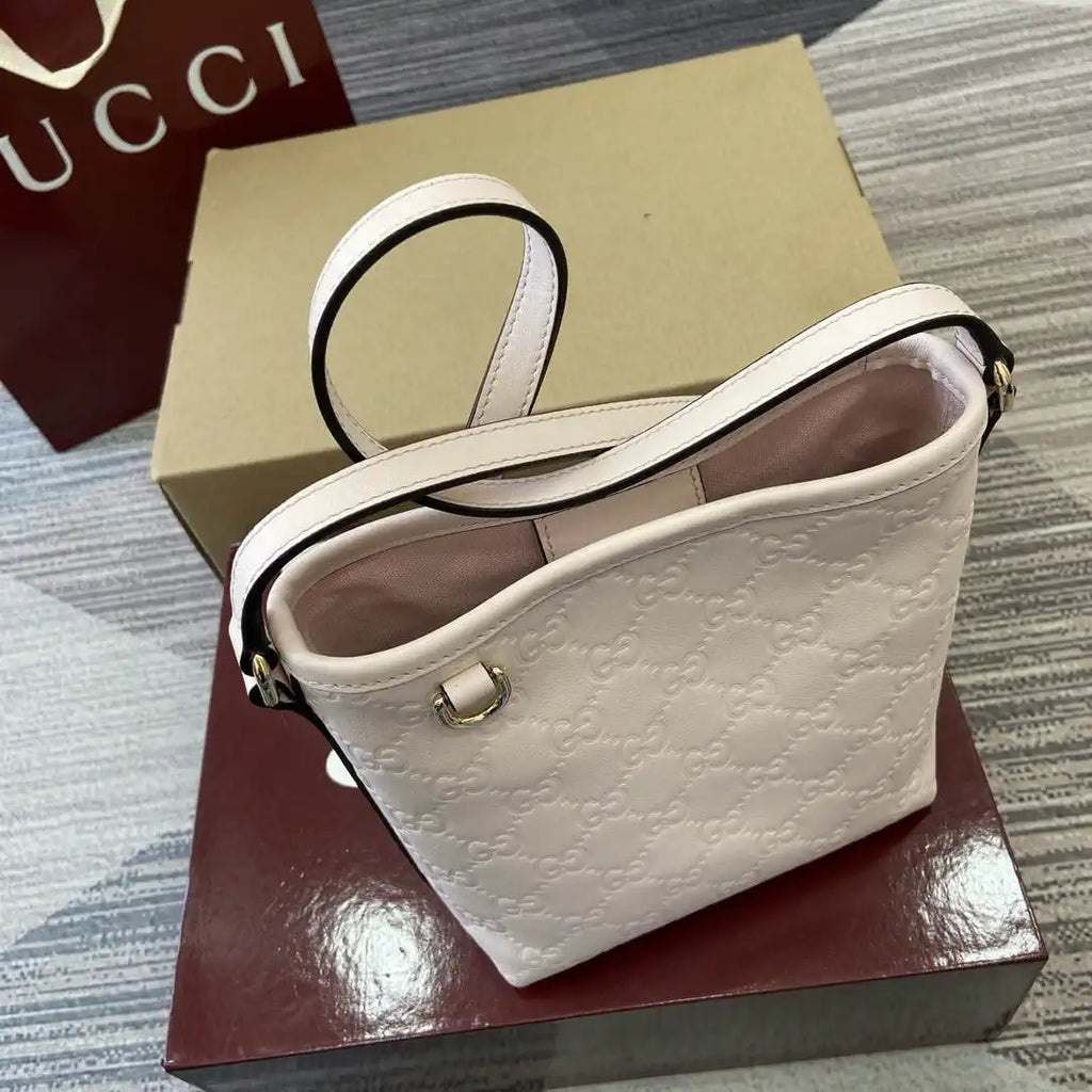 Gucci GG Emblem nano bucket bag 847090 Light Pink GG Leather