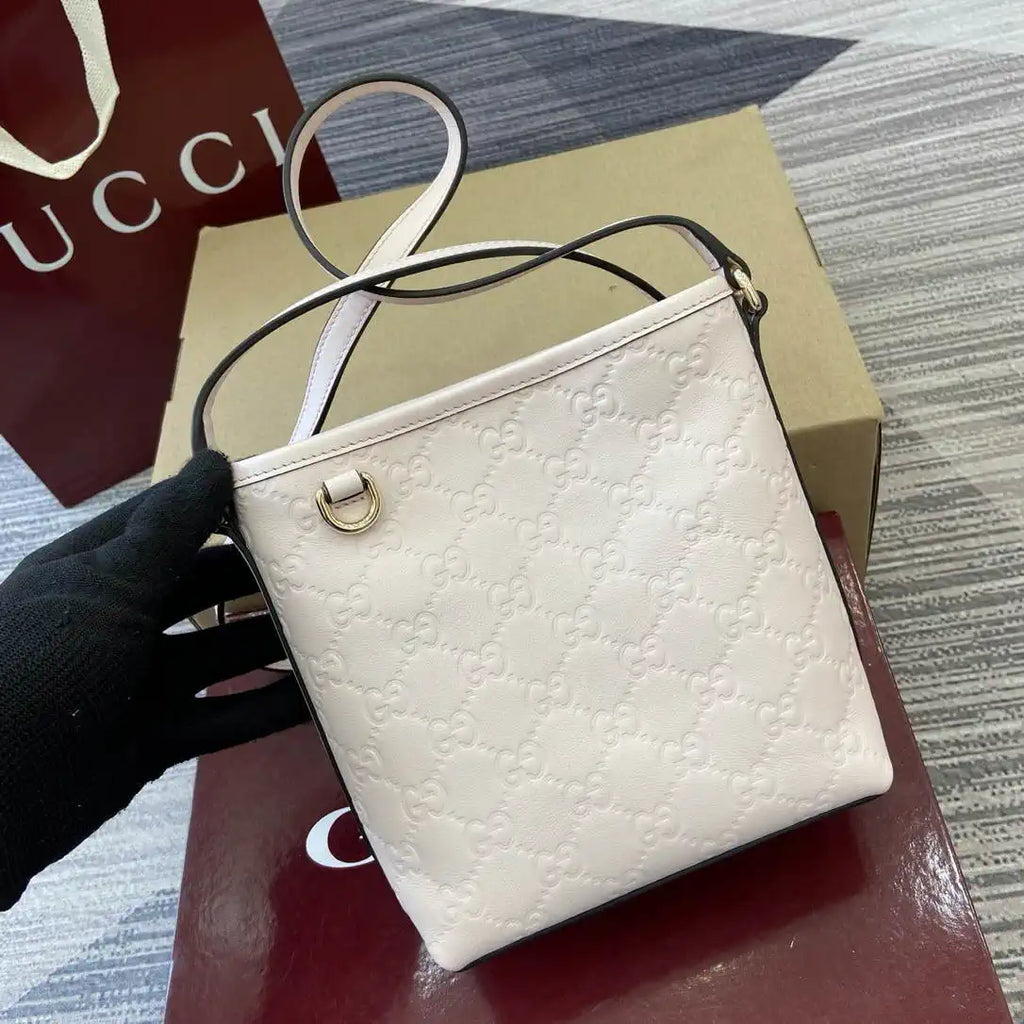 Gucci GG Emblem nano bucket bag 847090 Light Pink GG Leather