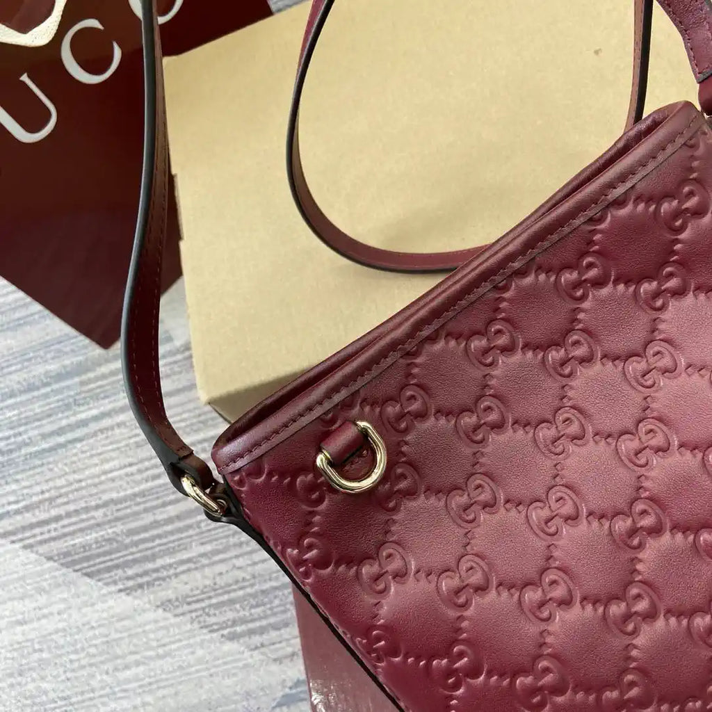 Gucci GG Emblem nano bucket bag 847090 Red