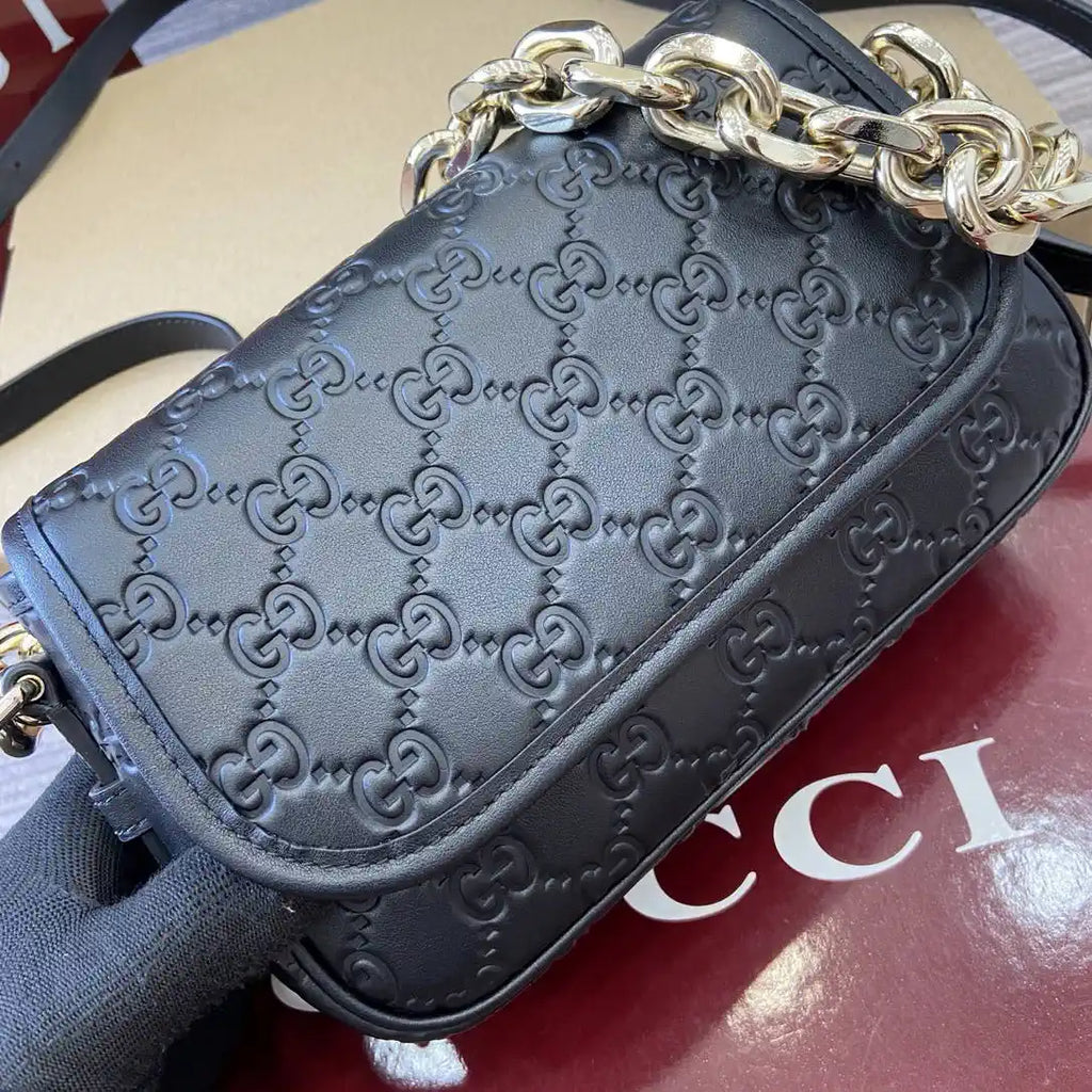 Gucci GG Emblem small shoulder bag 847448 Black