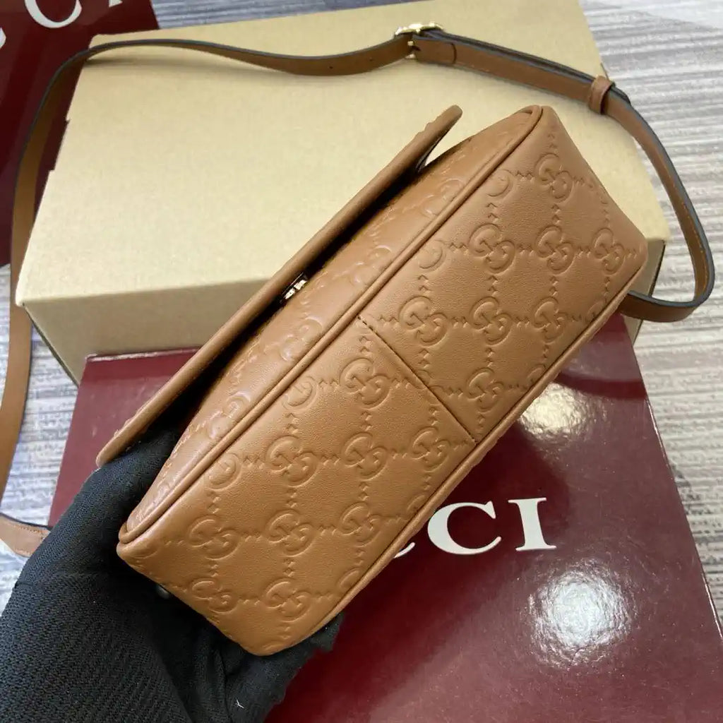 Gucci GG Emblem small shoulder bag 847448 Brown