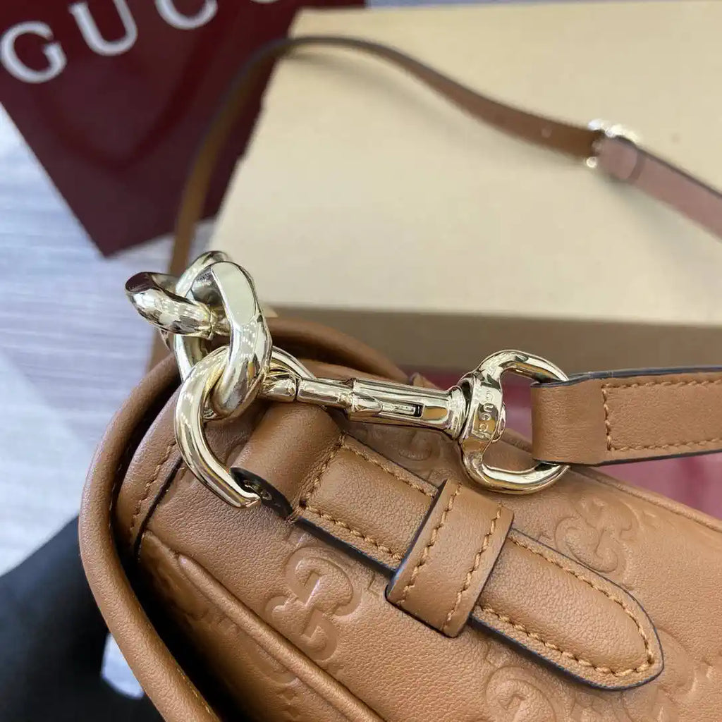 Gucci GG Emblem small shoulder bag 847448 Brown