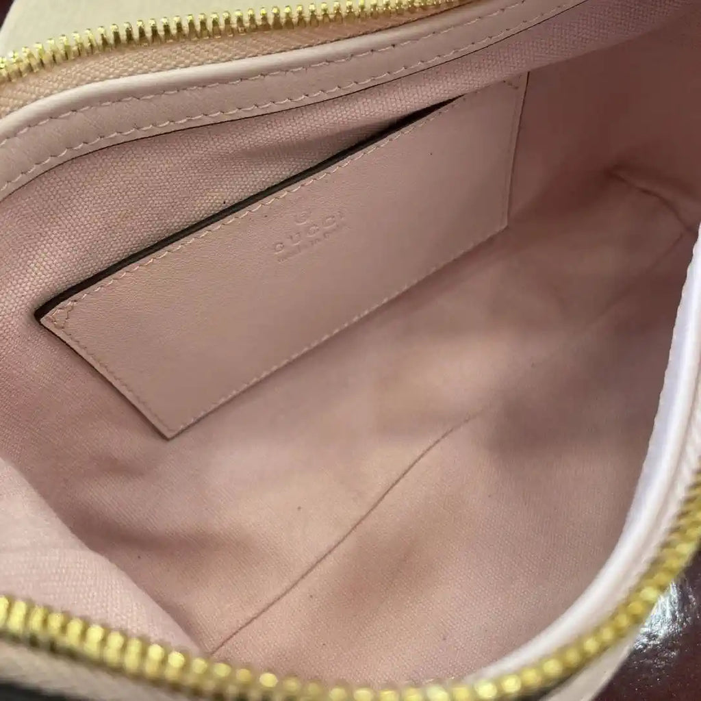 Gucci GG Emblem small shoulder bag 847450 Beige