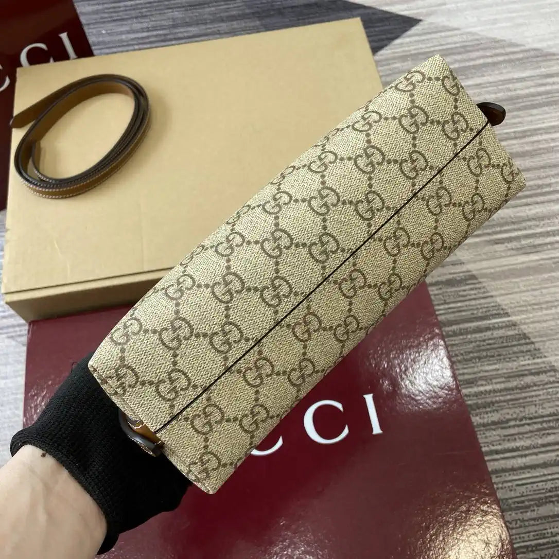 Gucci GG Emblem small shoulder bag 847450 Beige & Brown
