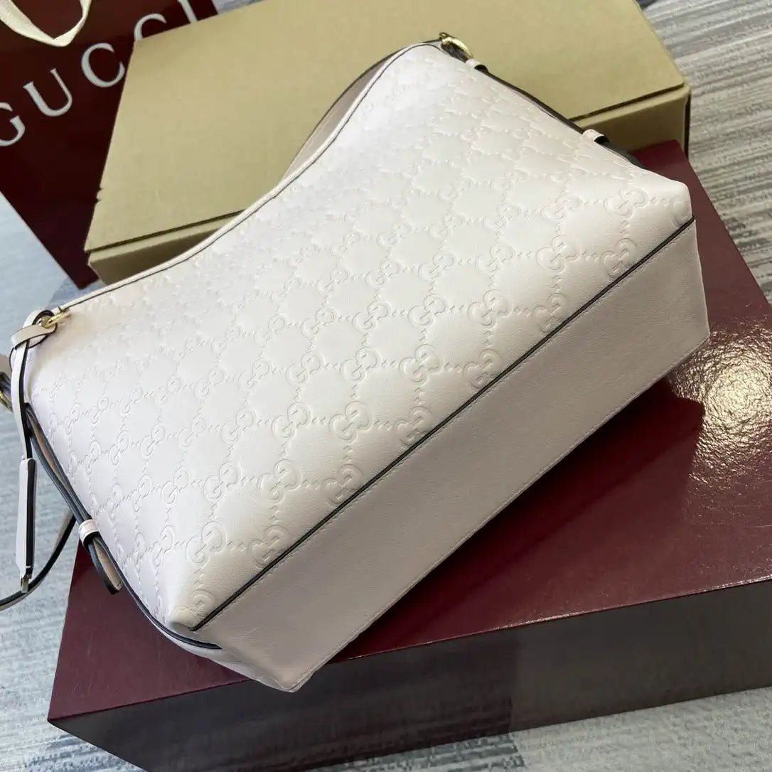 Gucci GG Emblem small shoulder bag 848881 Light Beige