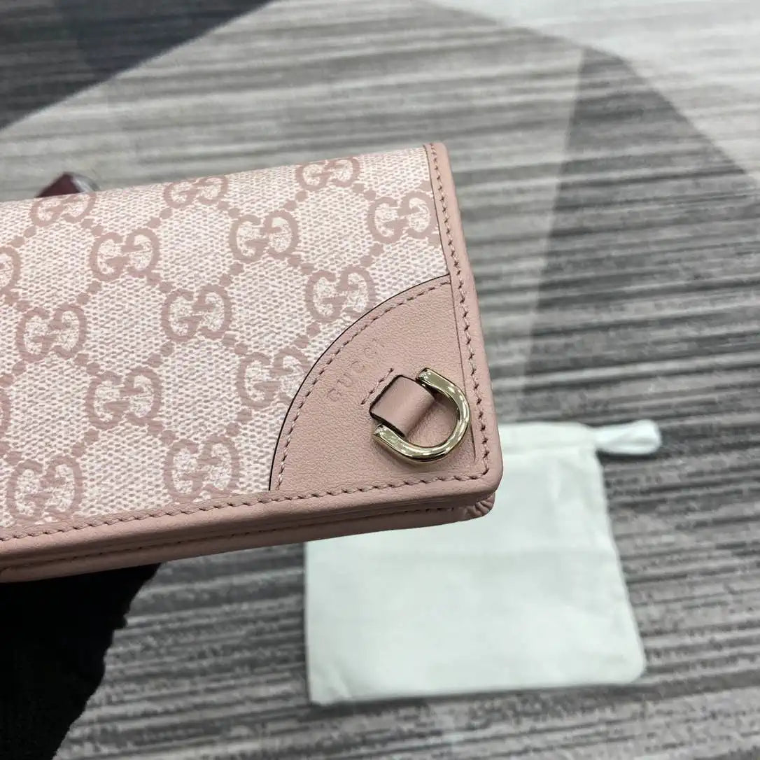 Gucci GG Emblem small wallet 820692 Pink