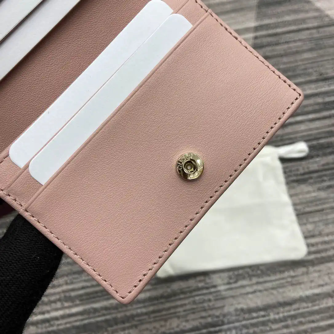 Gucci GG Emblem small wallet 820692 Pink
