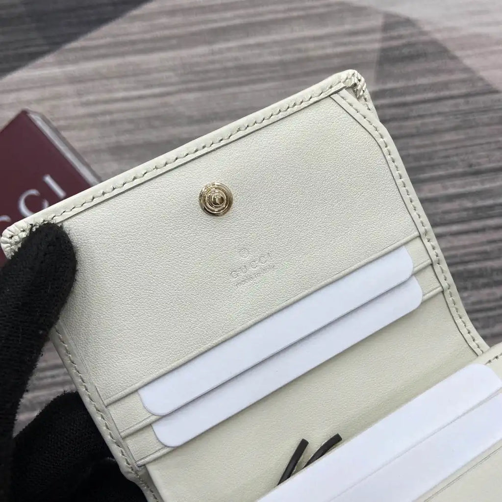 Gucci GG Emblem small wallet 820692 White