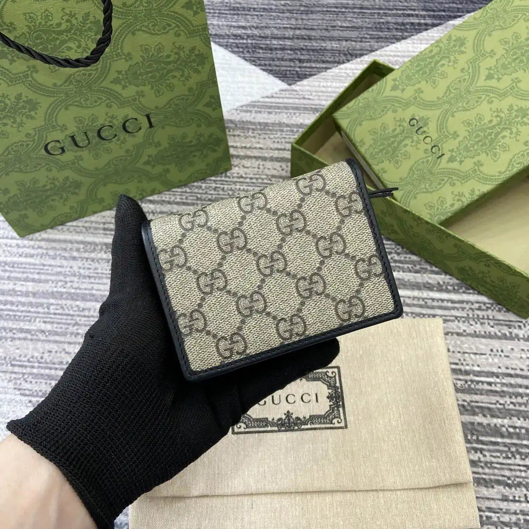 Gucci GG Emblem small wallet 820692 Beige & Black