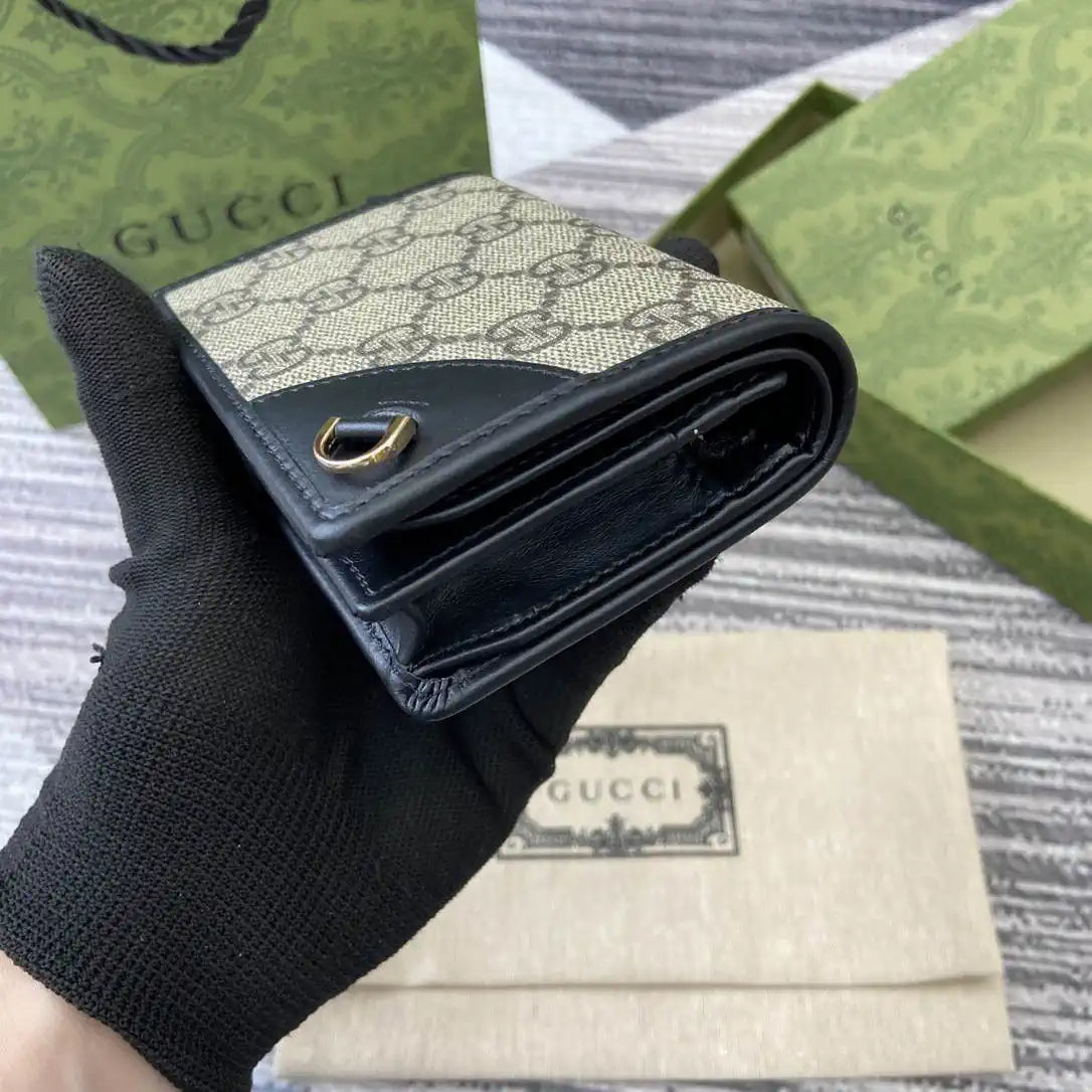 Gucci GG Emblem small wallet 820692 Beige & Black