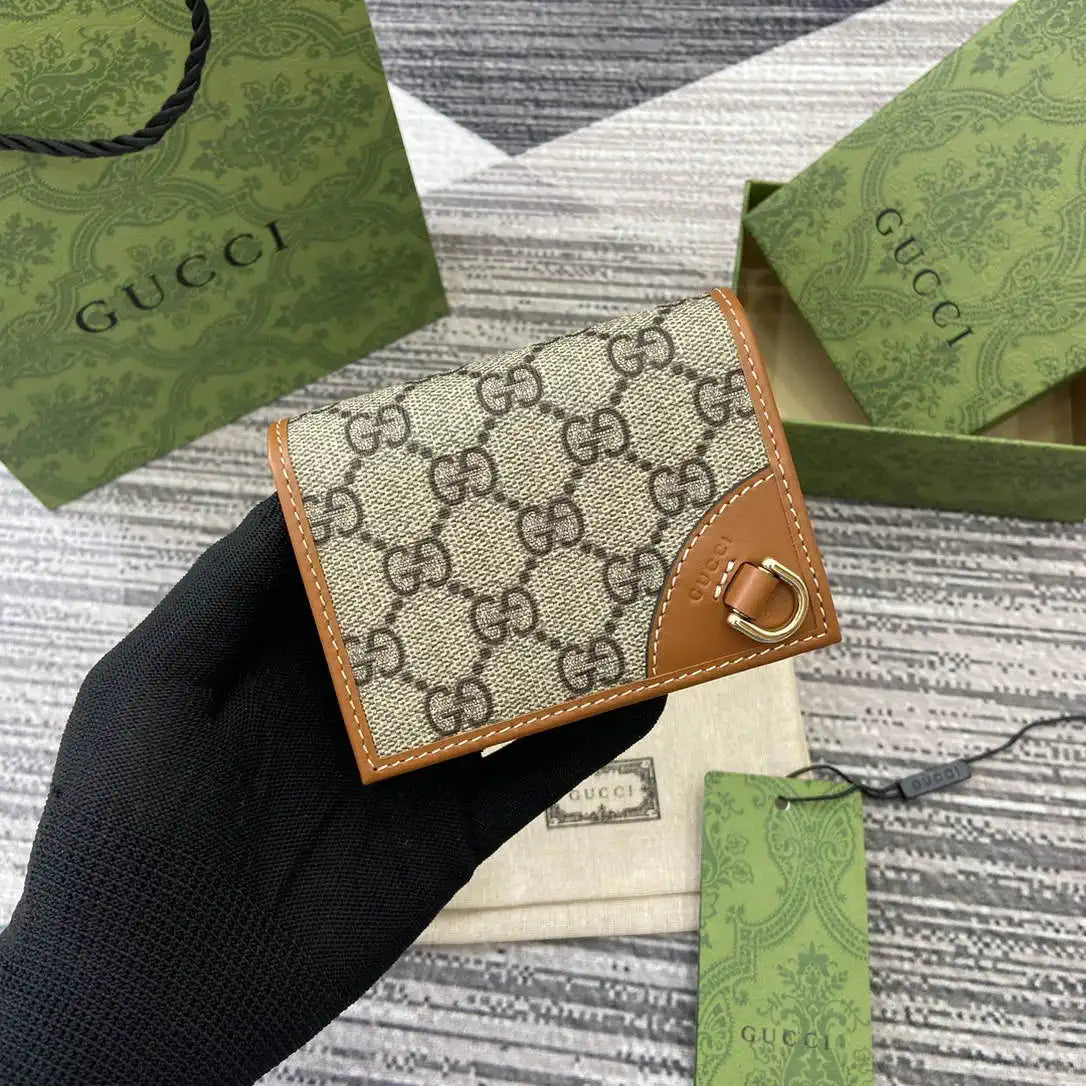 Gucci GG Emblem small wallet 820692 Beige & Brown