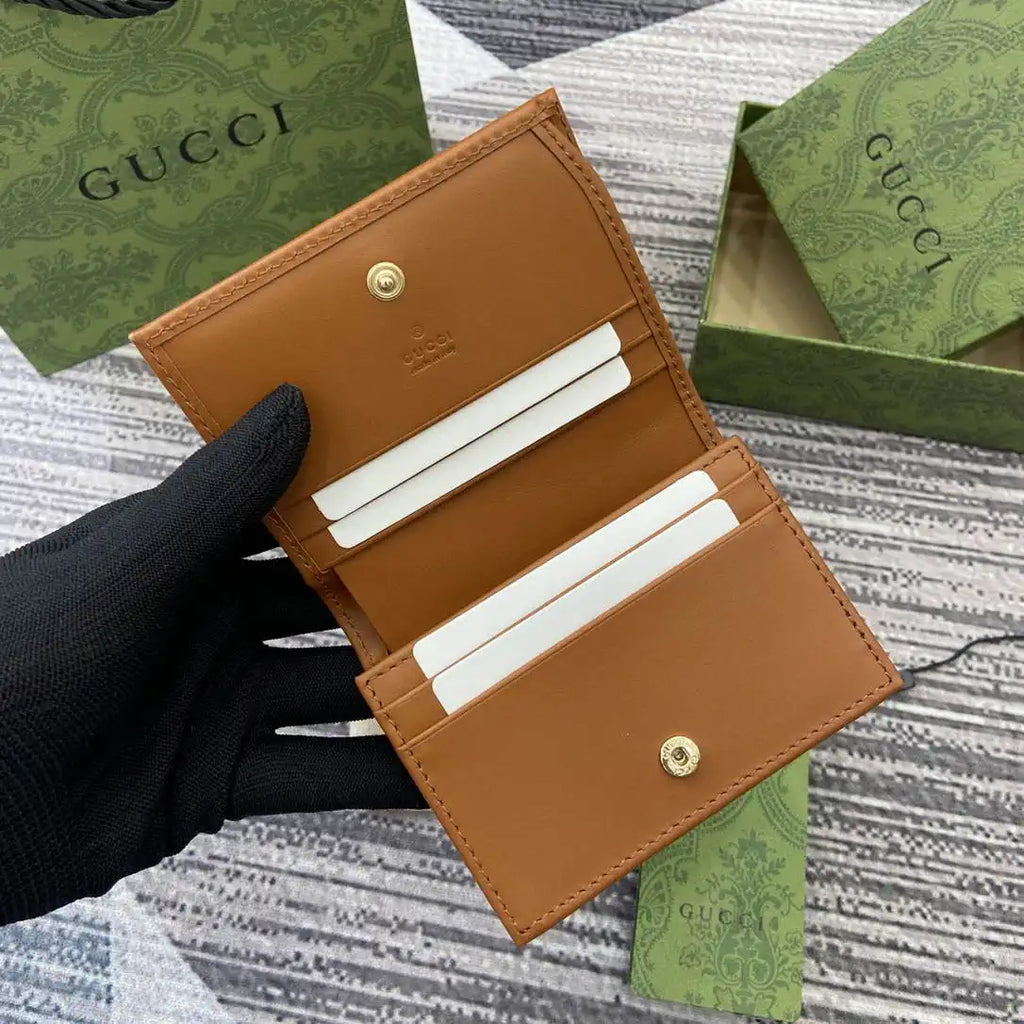 Gucci GG Emblem small wallet 820692 Beige & Brown