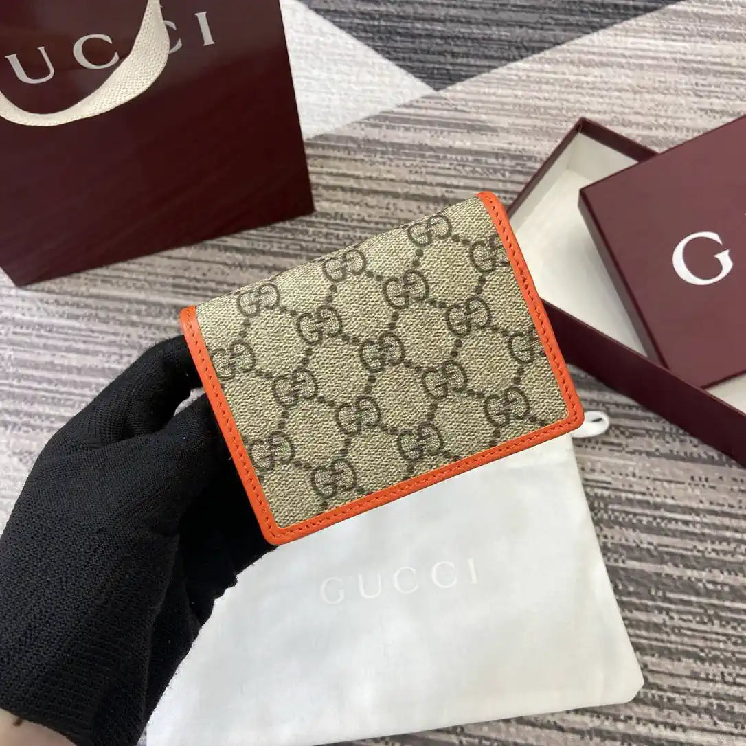 Gucci GG Emblem small wallet 820692 Biege & orange