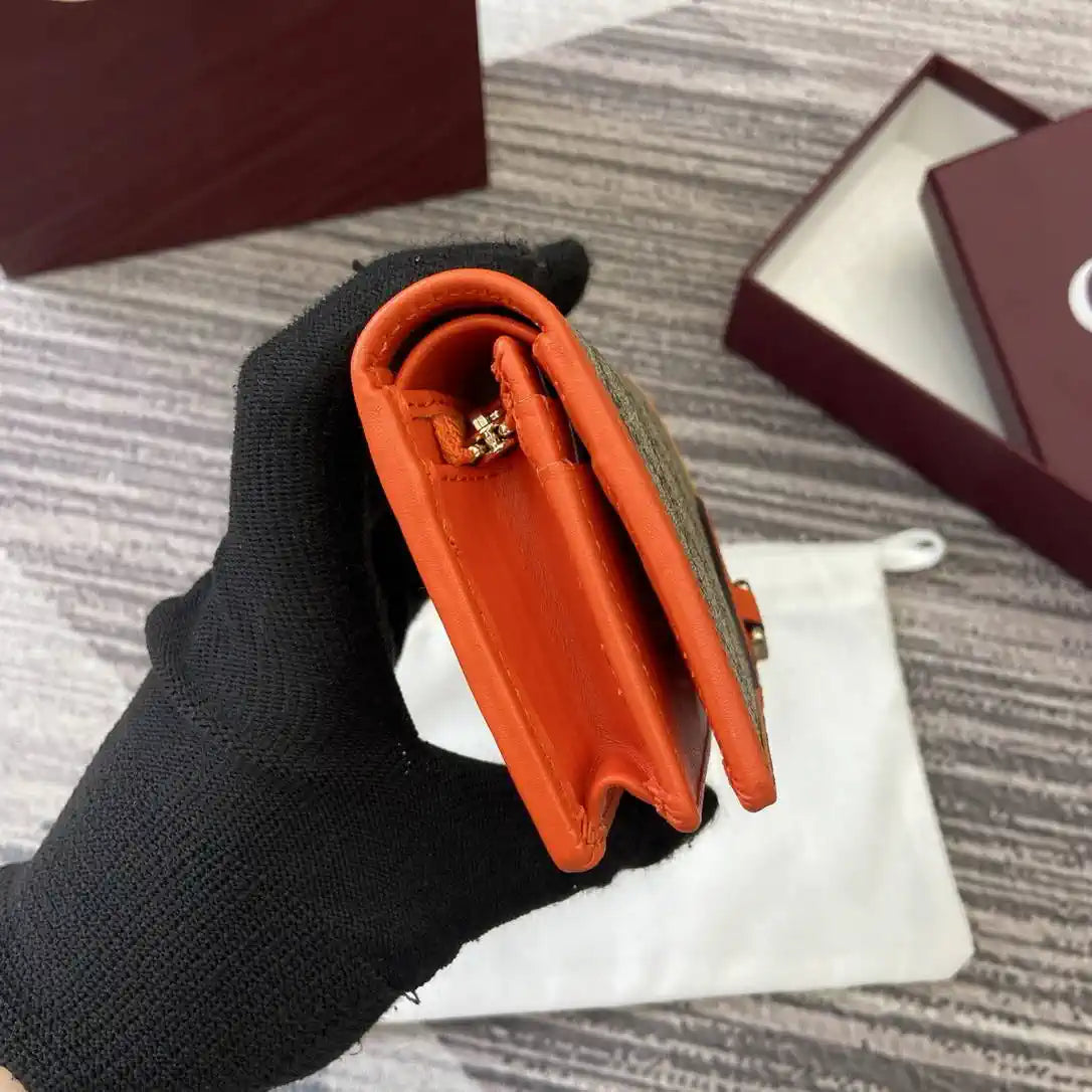 Gucci GG Emblem small wallet 820692 Biege & orange