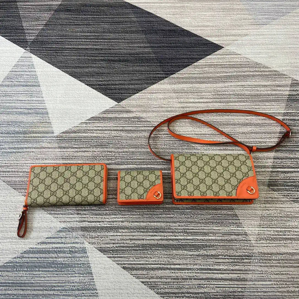 Gucci GG Emblem zip around wallet 819122 Biege & orange