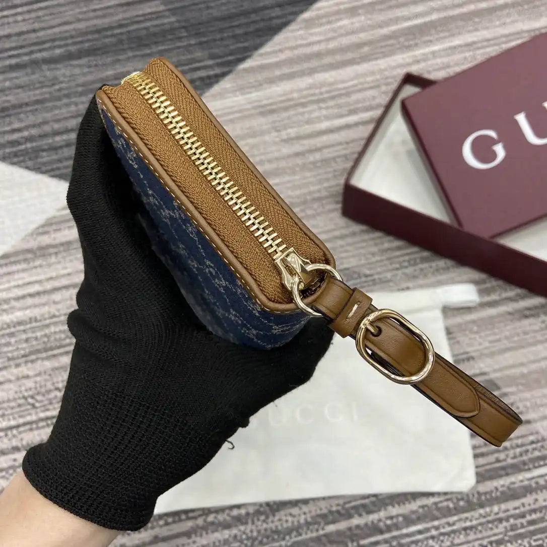 Gucci GG Emblem zip around wallet 819122 Navy Blue